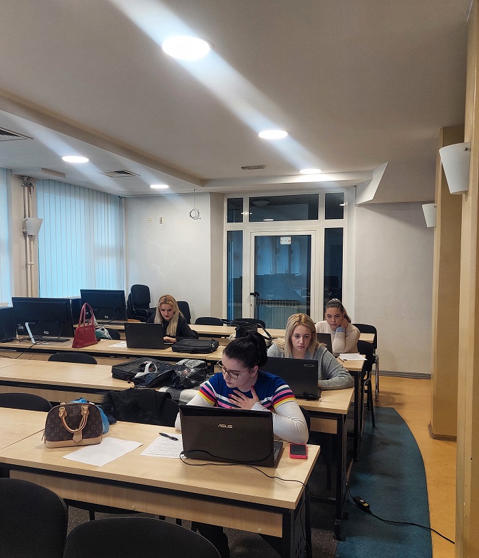 Upoznavanje korišćenja pravne baze Paragraf Lex na Pravnom fakultetu Univerziteta u Tuzli