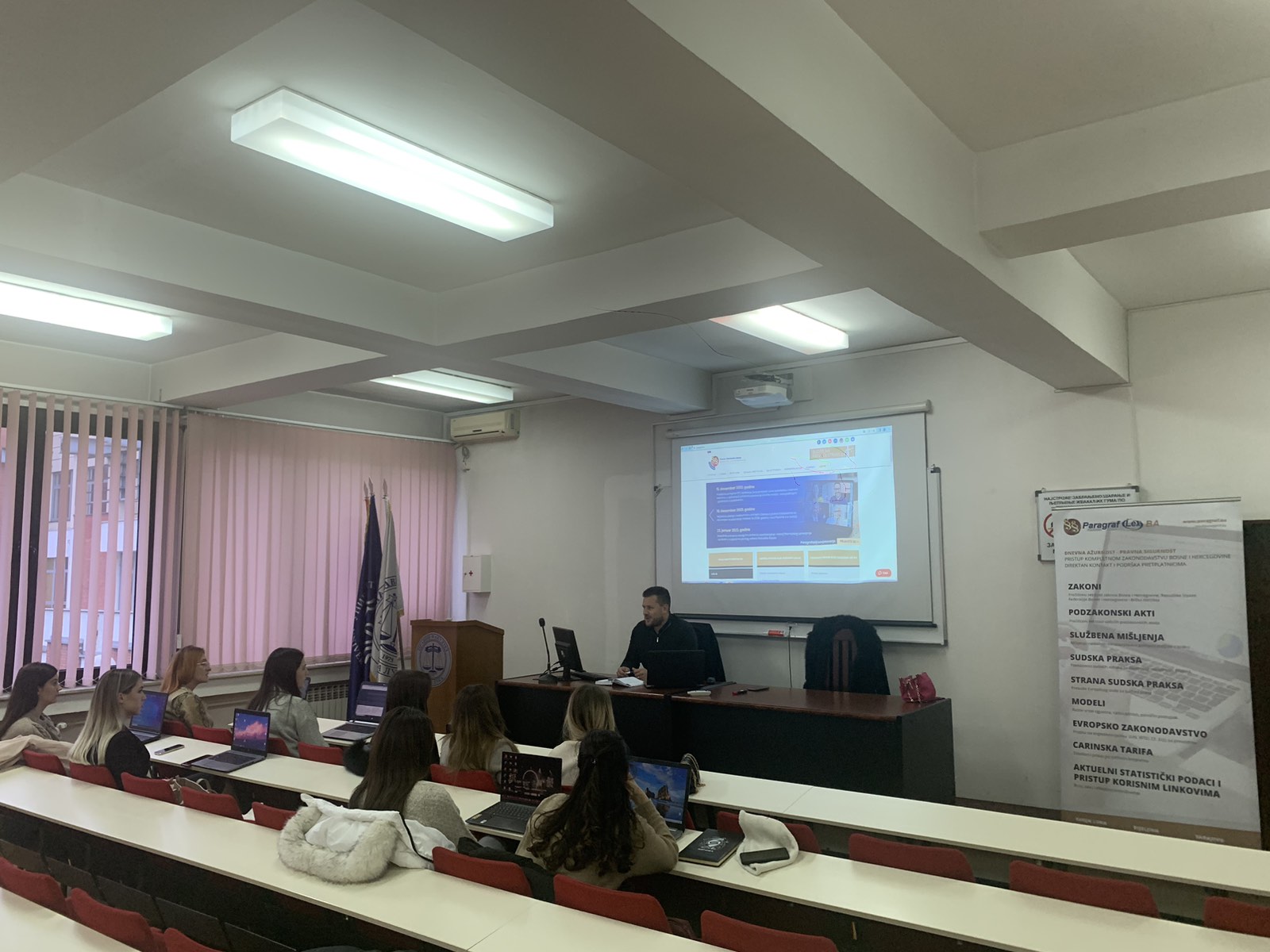Dodjela sertifikata za studente/polaznike obuke za korišćenje elektronske pravne baze Paragraf Lex